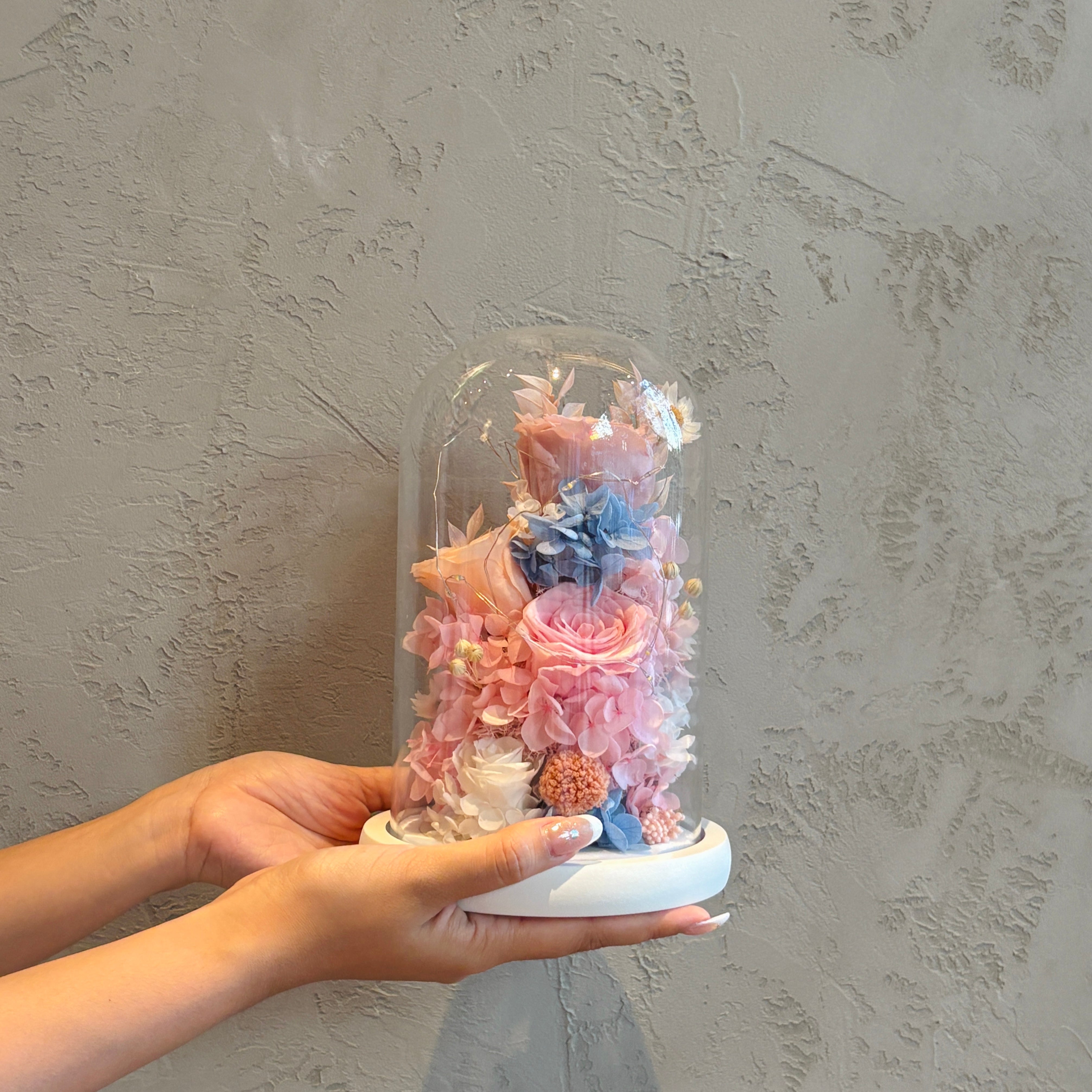 Blush Glow | Flower Display in Glass Dome (Pestal Pink Blue, with Lights)