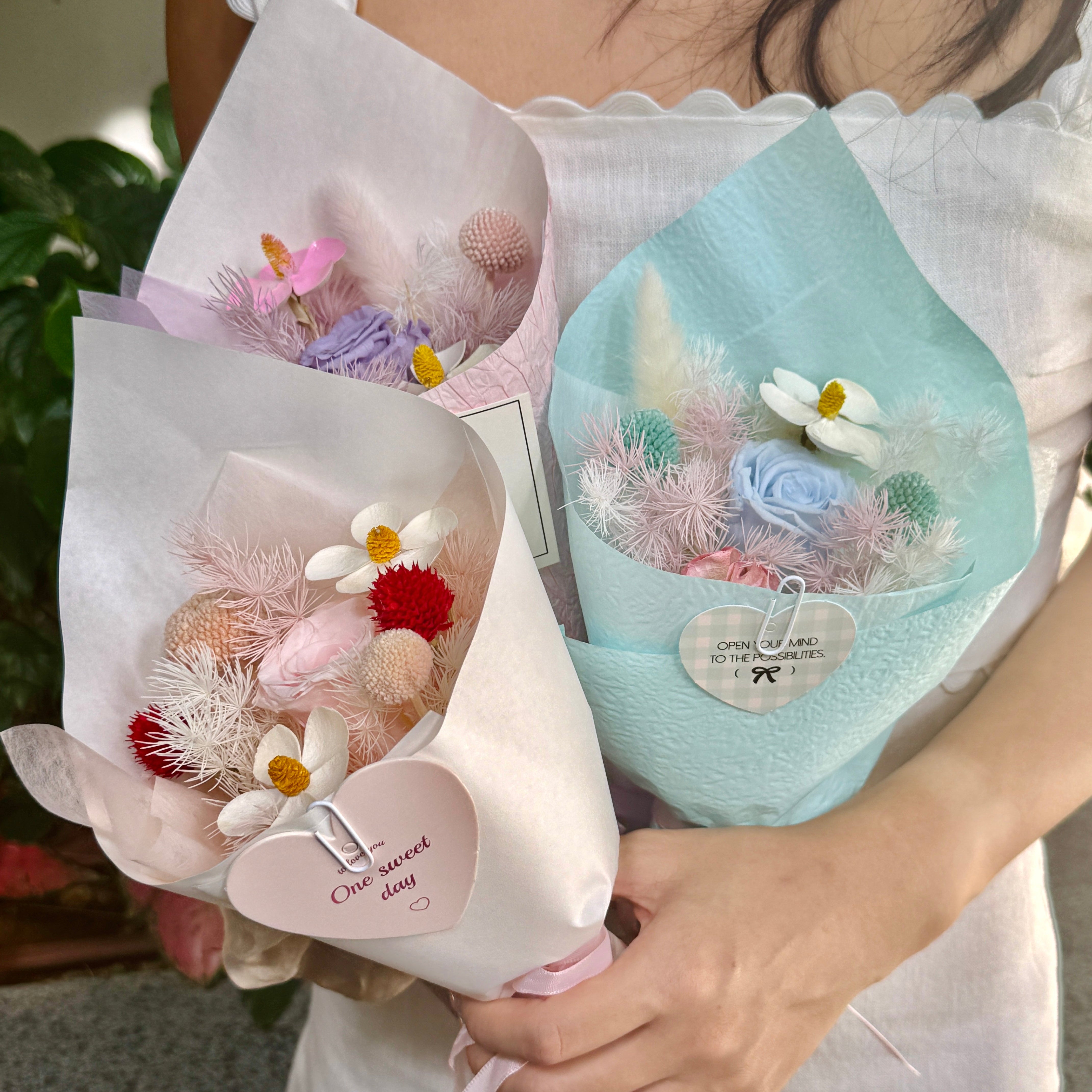 Mini Bouquet | Eternal Flowers Bouquet (3 colors) Toujours Flowers