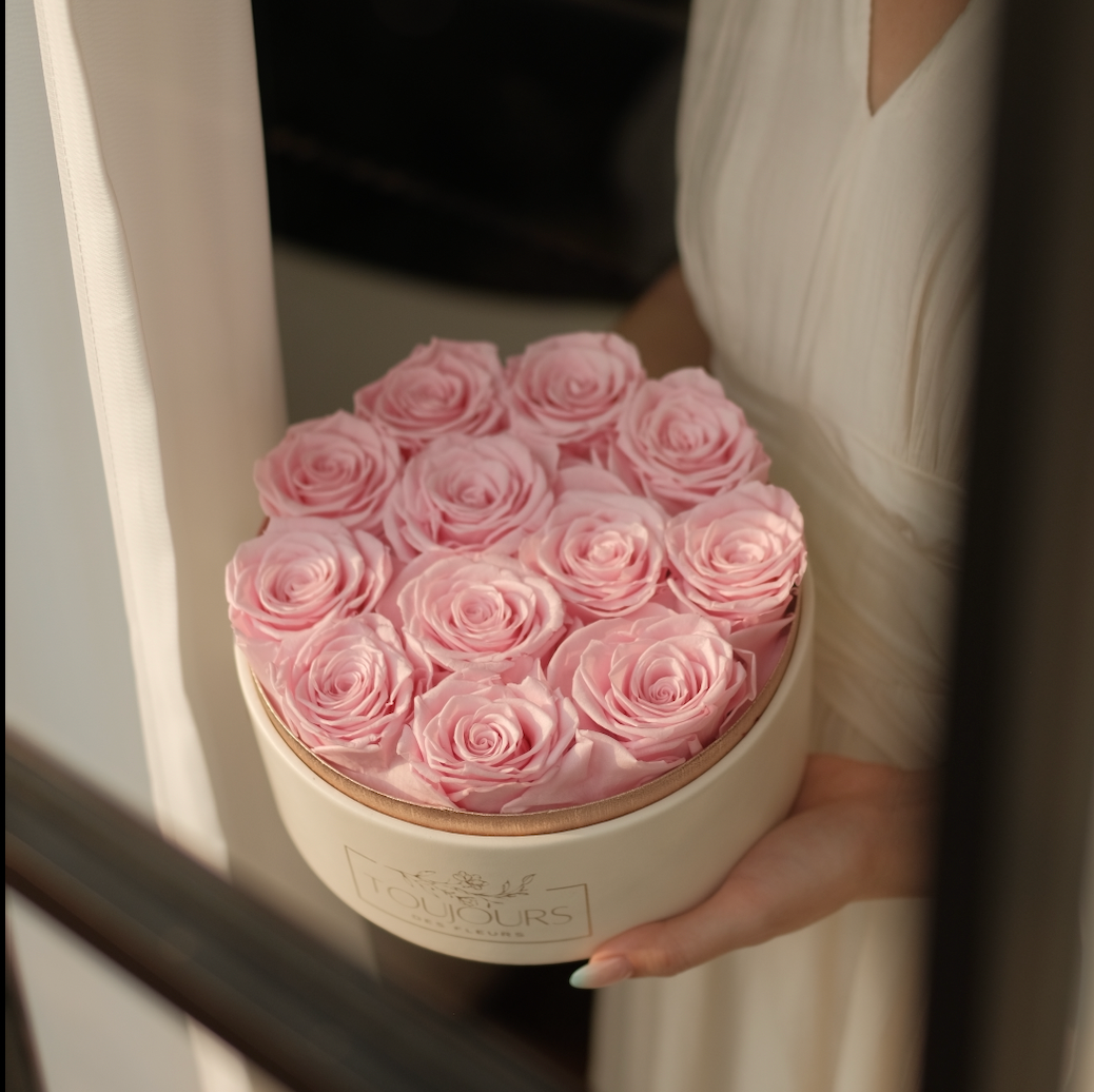 Eternal Roses in Leather Box | RosieRound ~15 Roses