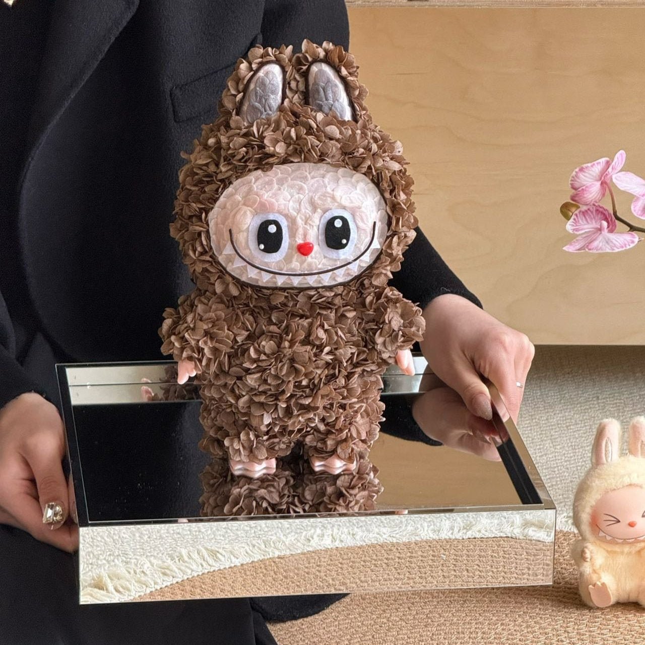 Flower Labubu | FloralBubu (Size S) Brown Toujours Flowers