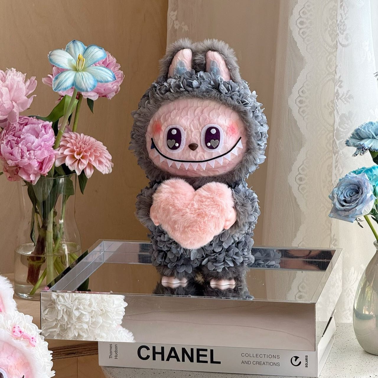 Flower Labubu | Heart Edition (Size L) Toujours Flowers